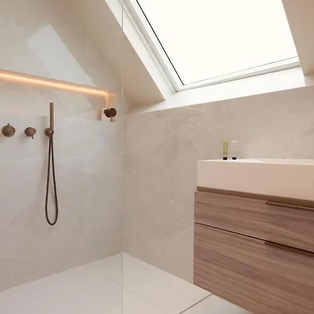 Appartamento Stylish Triplex With Amazing Terrace Near Louvre
