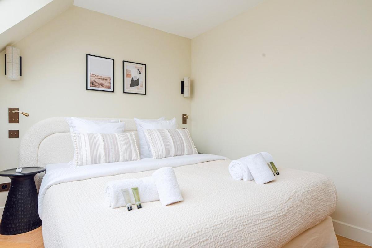 Appartamento Stylish Triplex With Amazing Terrace Near Louvre *